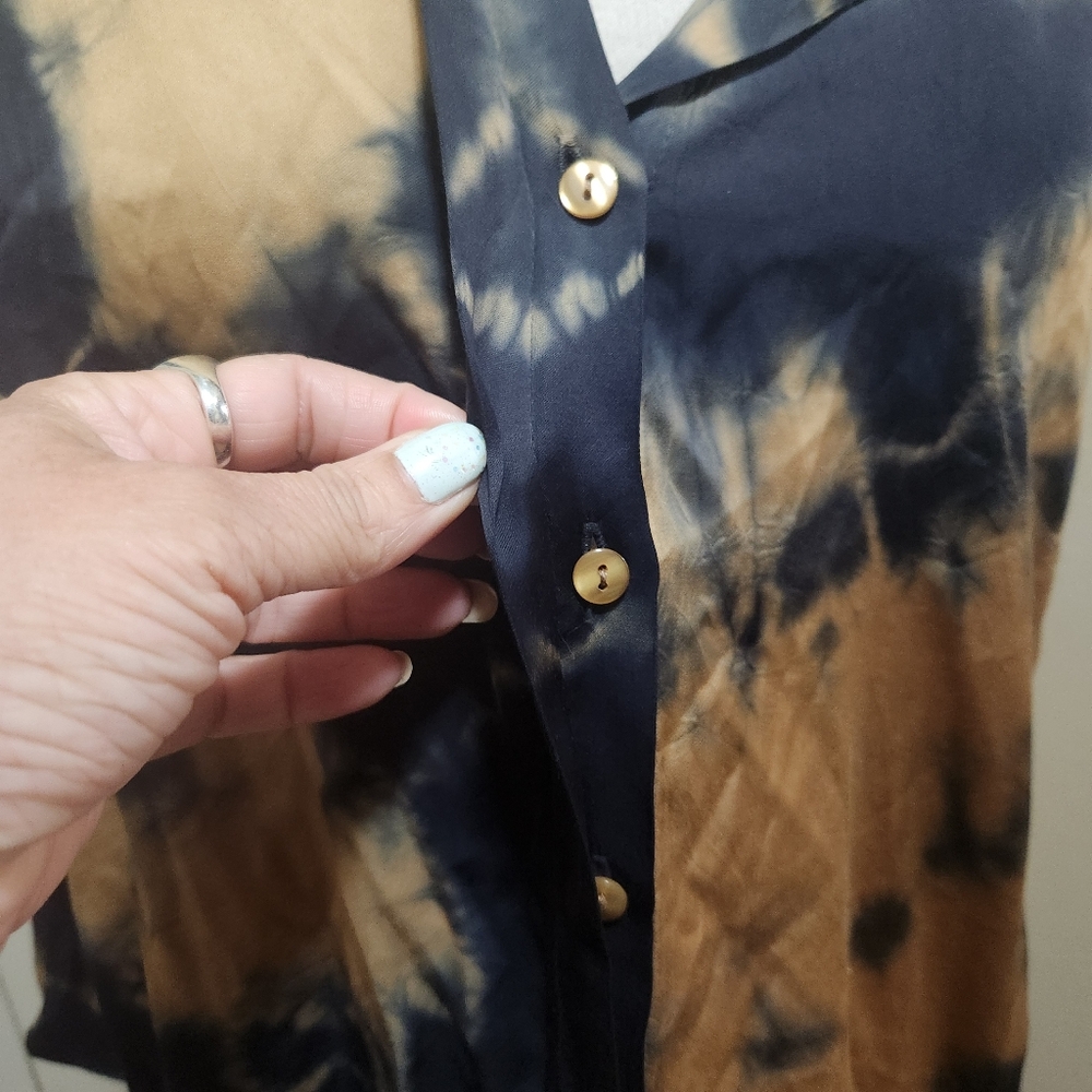 Lauren VidalSize S 3/4 sleeve button-down shirt - Picture 3 of 10